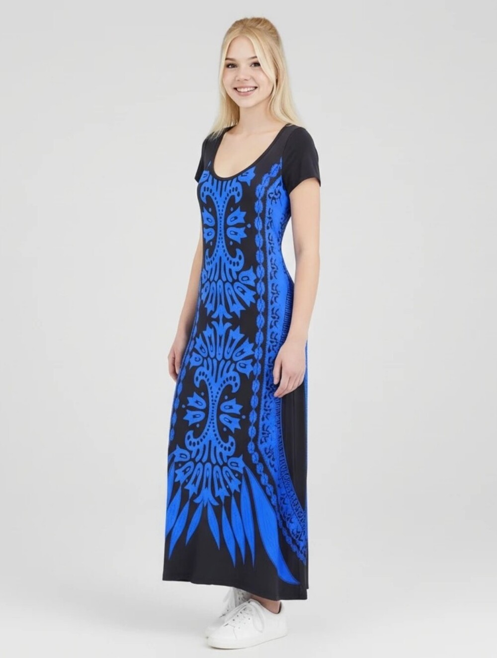 Milano Black & Royal Blue Printed Maxi Dress - Women SIZE M